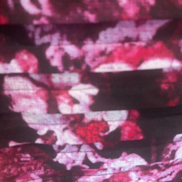 Adrianna Papell - Picture 5 of 5